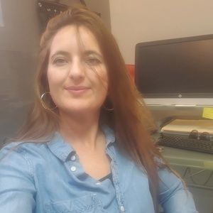 Meet your Posher, Houda